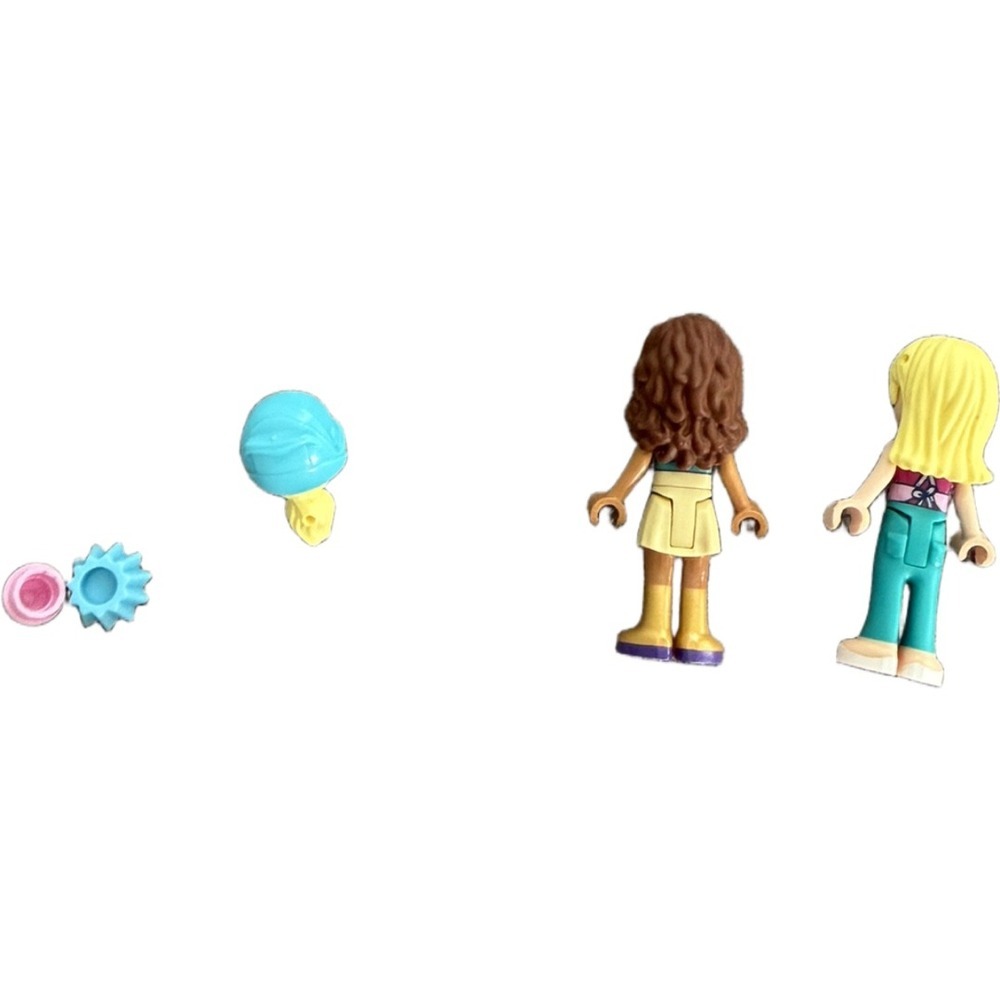 Lego Friends Olivia and Stephanie Mini Figures Mini Fig Helmet Accessory Cupcak - Picture 2 of 5